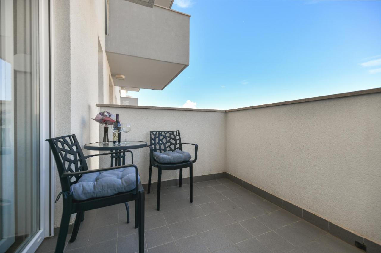 Modern Apartment For 2025' Vacation In Ζαντάρ Εξωτερικό φωτογραφία